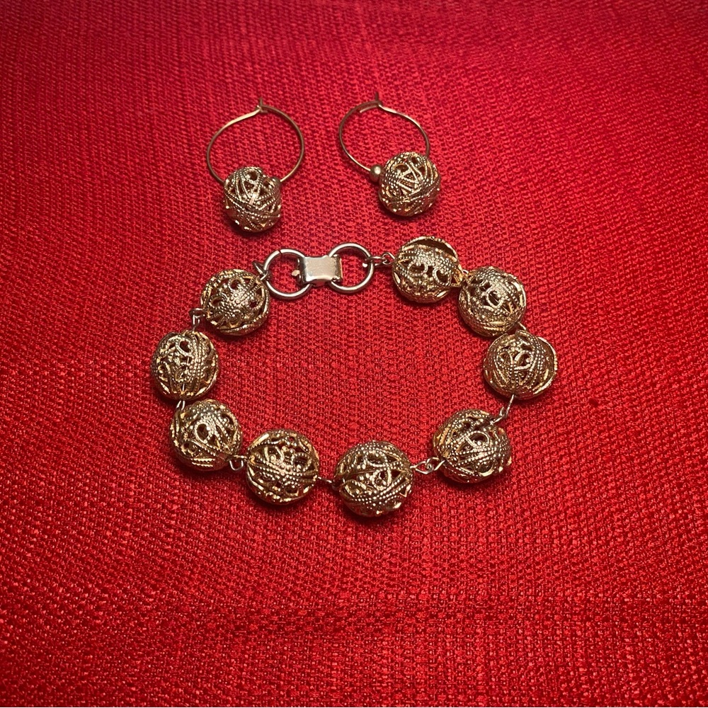 Vintage Gold Jewelry Set